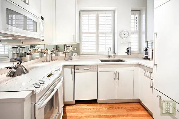 Sold by Halstead Real Estate | media 6