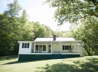 587 Possum Trot Rd, Leburn, KY 41831