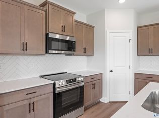 309 Keller Dr, Hazel Green, AL 35750