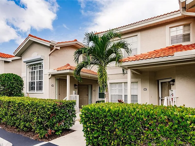 2516 Orchid Bay Dr #203 — Photo 2