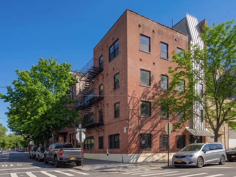 130 Jackson St #2F — Photo 10