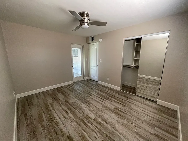 509 E Vista Del Cerro Dr — Photo 9