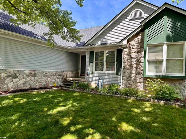1720 S Delano St, Saint Clair, MI 48079