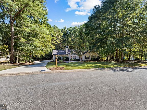 2nd image of 105 Paces Landing Pl