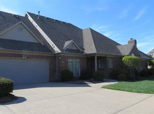 1527 Pine Needles Ln, Lexington, KY 40513