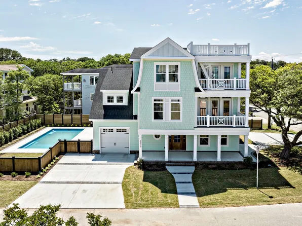 2310 Bayberry St, Virginia Beach, VA 23451