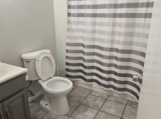 3173 W 38th St APT 3, Cleveland, OH
