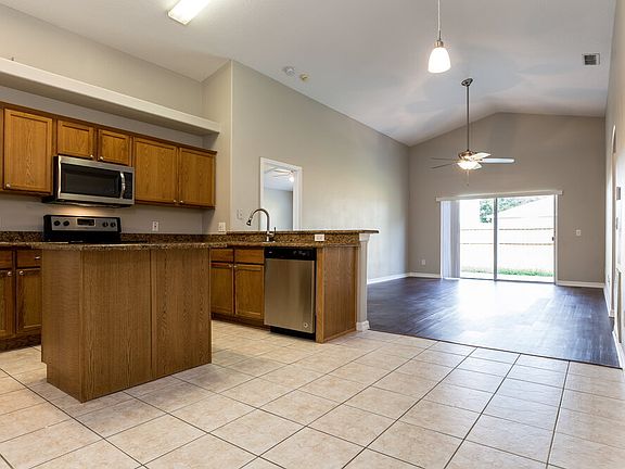 5th image of 1431 Winged Foot Dr