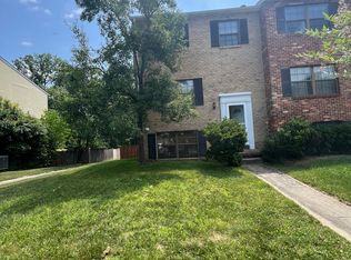 11 Golden Hill Ct, Baltimore, MD 21228