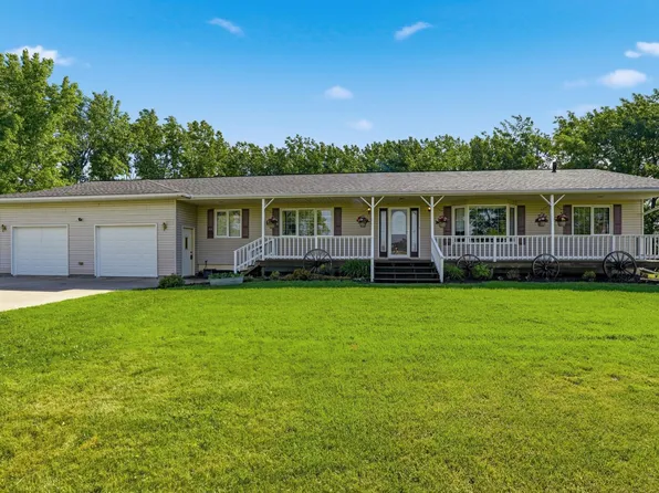 2778 22nd St NE, Manvel, ND 58256