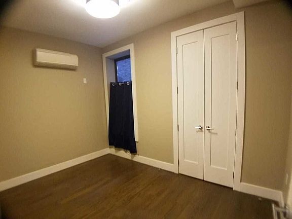 3rd image of 162 Woodruff Ave #2