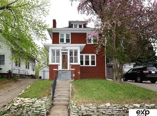 6863 N 31st Ave, Omaha, NE 68112