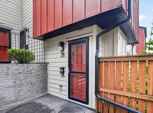 4740 S Dalton Dr NW #38, Calgary, AB T3A 2H4