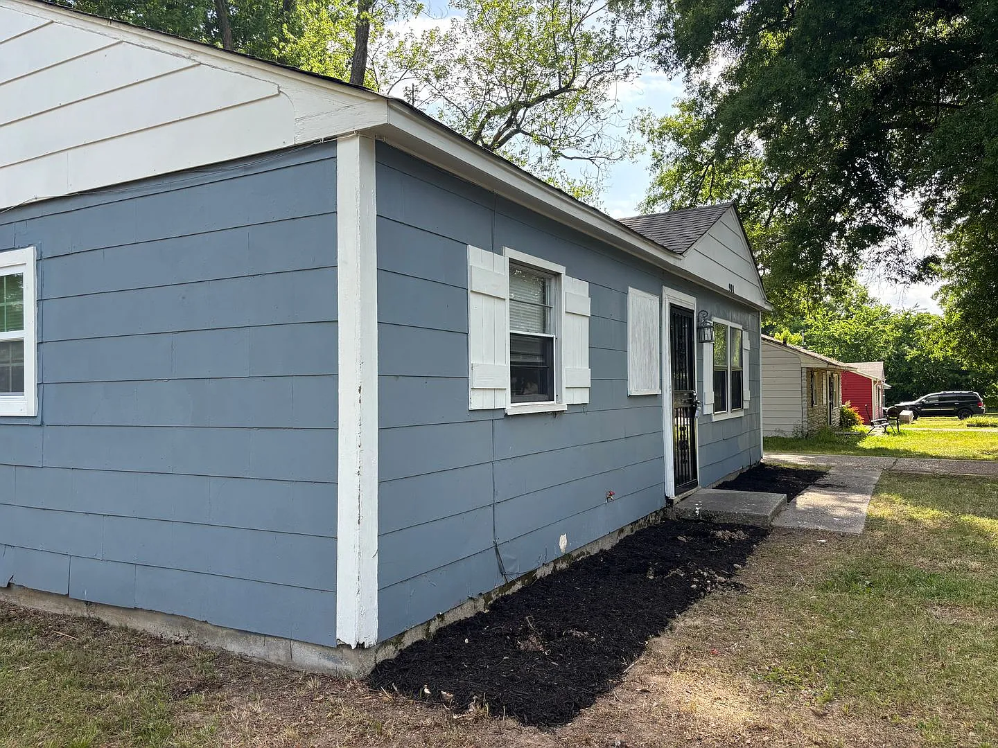 Welcome to 901 Restbrook Ave! — Photo 3