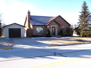 207 Church St, Saint Nazianz, WI 54232