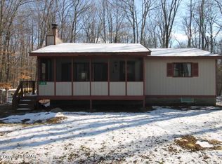 615 Maxatawny Dr, Pocono Lake, PA 18347