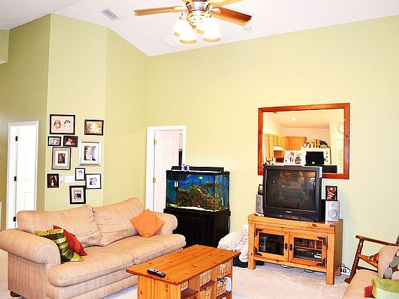 4th image of 9543 Cypress Harbor Dr