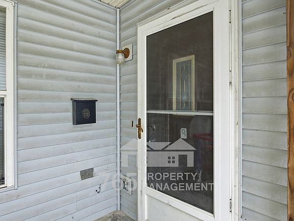 3rd image of 1214 S 3rd St APT B