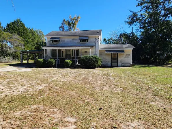 393 Gapway Rd, Fair Bluff, NC 28439