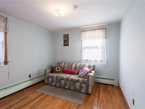 3rd image of 87-91 Titus St