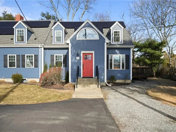 43 Patton Ave, South Kingstown, RI 02879