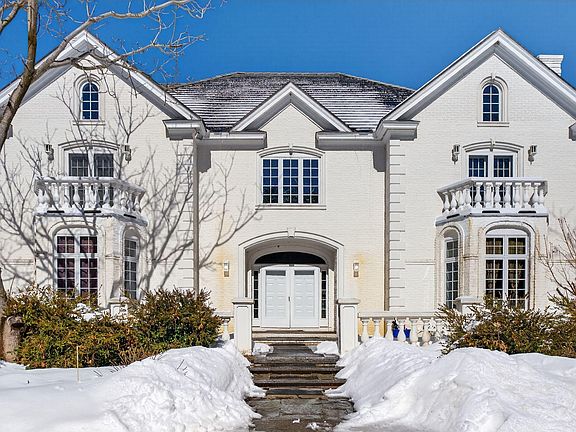 2nd image of 20 Wildwood Lane