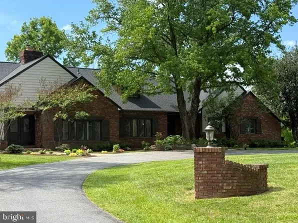 120 Ashton Oaks Ct, Ashton, MD 20861