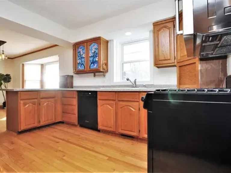 6815 N Lowell Ave — Photo 13