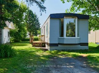 8930 Lynwood Park Point, Ottawa, ON K0A1V0
