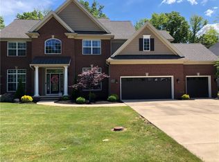 513 Belfrey Ct, Avon Lake, OH