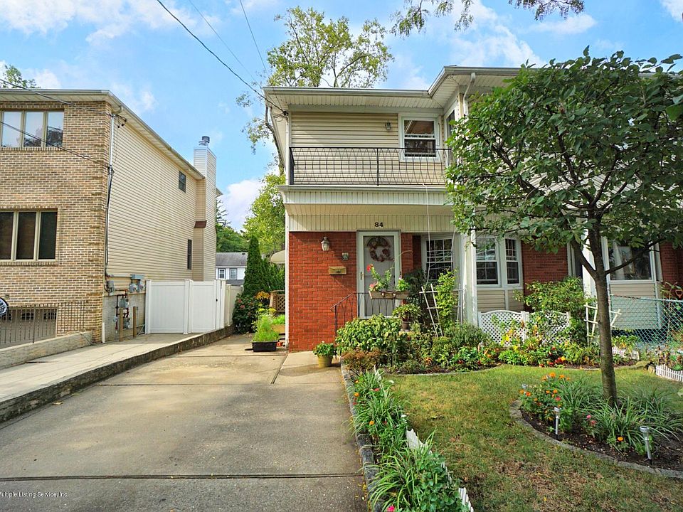 1st image of 84 Acacia Ave
