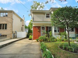 84 Acacia Ave, Staten Island, NY 10308