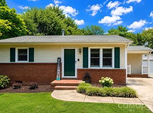 5313 Clearwater Lake Rd, Mount Holly, NC 28120