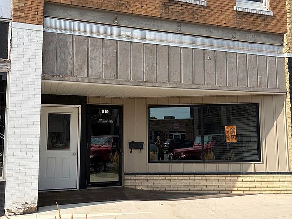 2nd image of 619 Sumner Ave