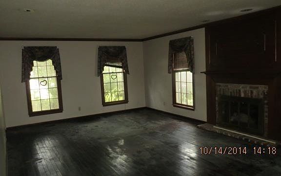 4th image of 204 Kimball Dr