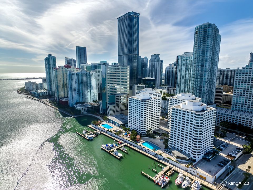 1st image of 825 Brickell Bay Dr APT 542