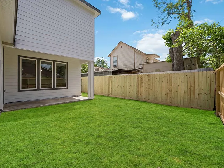 222 Canino Rd #A — Photo 14