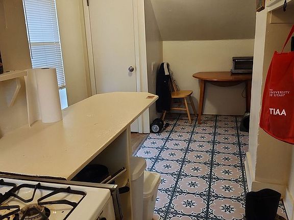 5th image of 715 Arapahoe St #B