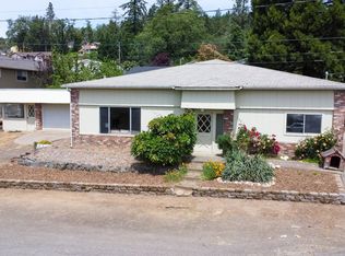 387 E 5th Ave, Sutherlin, OR 97479