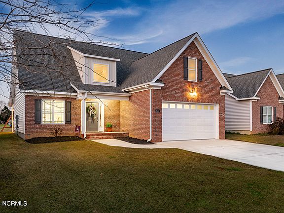 2nd image of 1040 Dearborn Court