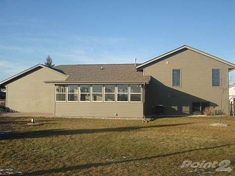 3rd image of 3811 Balmoral Dr