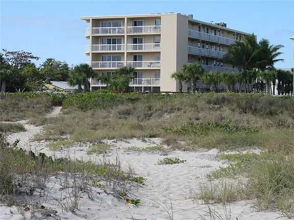 4th image of 1440 Ocean Dr
