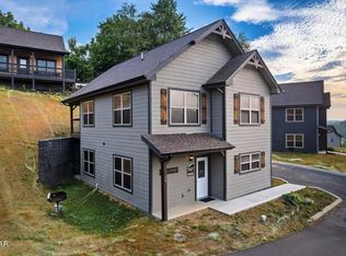 1654 Veterans Blvd #14, Sevierville, TN 37876