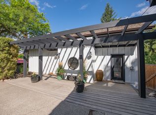 13804 Ponderosa Way, Coldstream, BC V1B 1A4