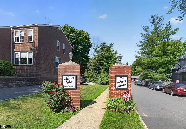 390 Morris Ave #35 — Photo 15