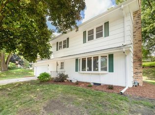 10548 Johnson Rd, Bloomington, MN 55437