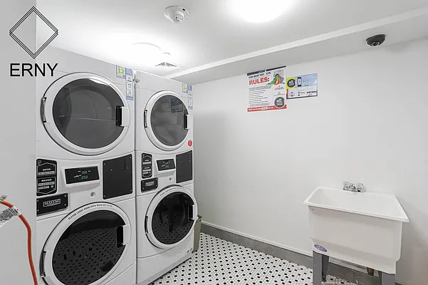 Rented by Pinn Realty | media 7