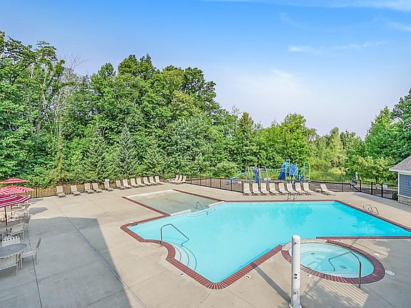 4th image of 3517 Crystal River St SW #103