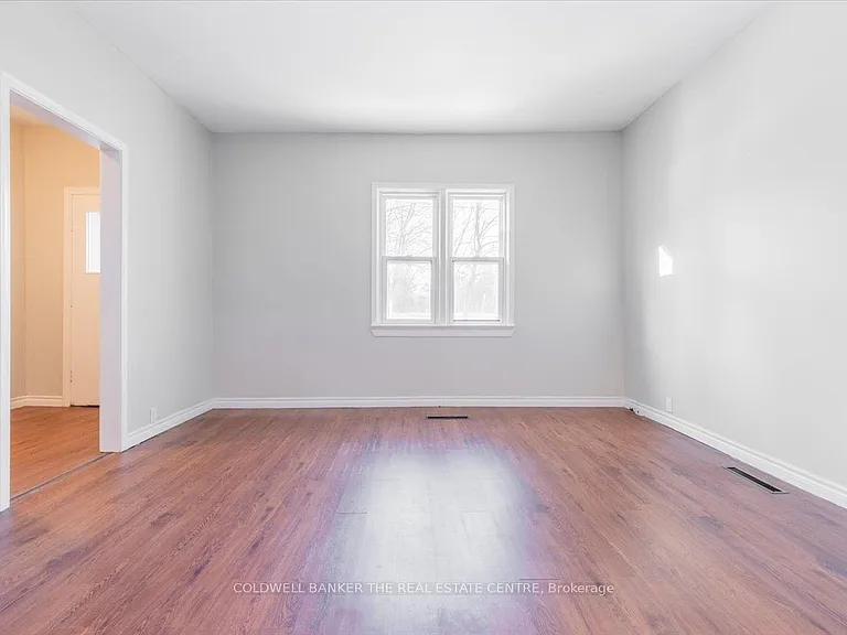 24 Maple St — Photo 20