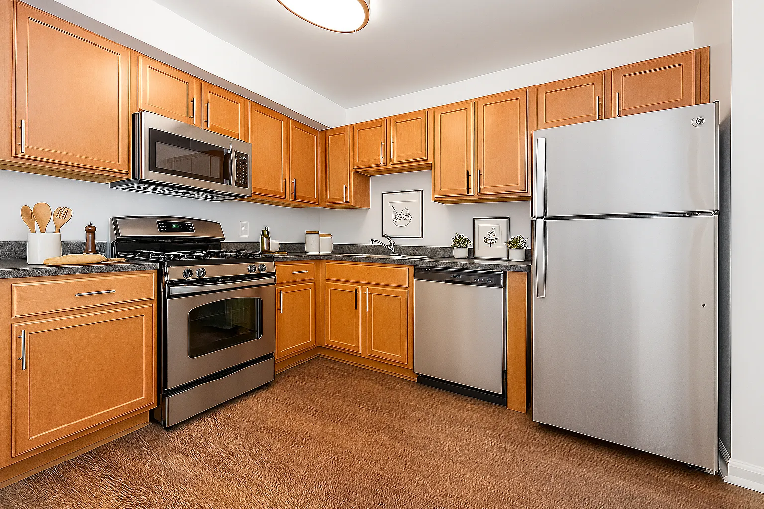 Amber Commons — Photo 2